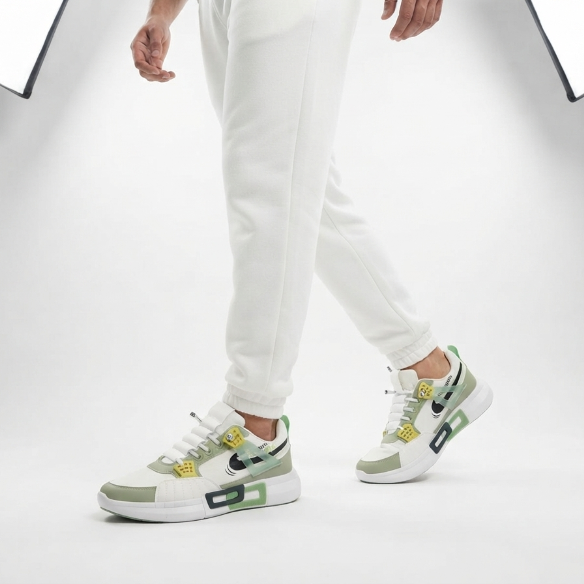 Signature Comfort Sneakers (Xiongyue)