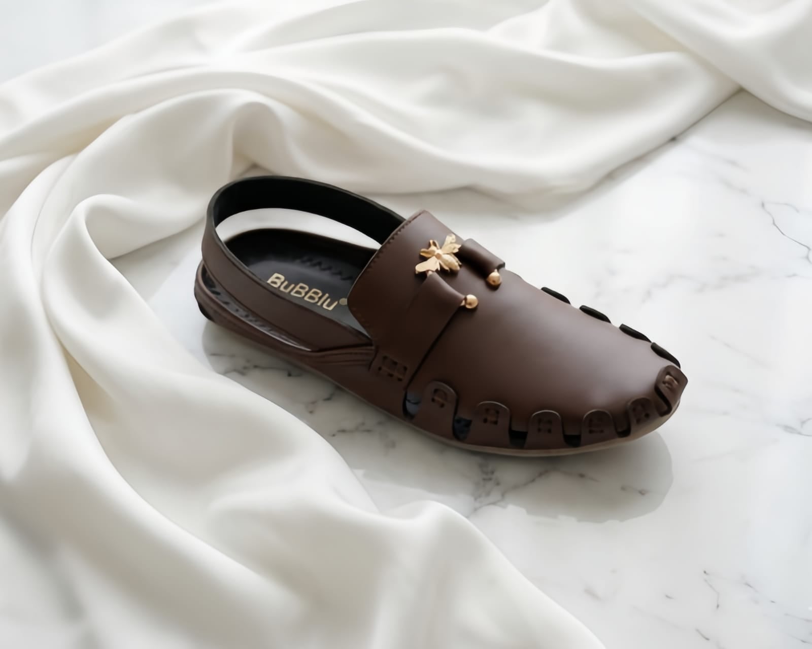 Sandals – Modern Comfort & Minimal Design